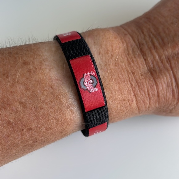 Ohio State Buckeyes adjustable bracelet - Picture 4 of 5